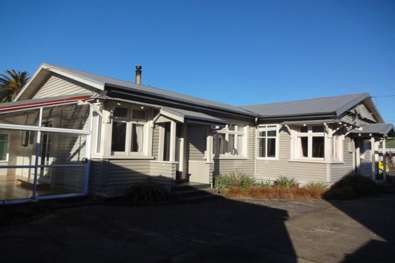 Photo of property in 81 Queen Street, Westport, 7825