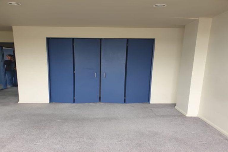 Photo of property in Grandstand Apartments, 11/80 Kent Terrace, Mount Victoria, Wellington, 6011