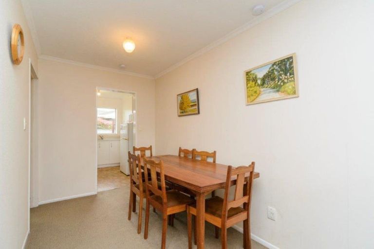 Photo of property in 11a Woodfield Avenue, Roslyn, Palmerston North, 4414