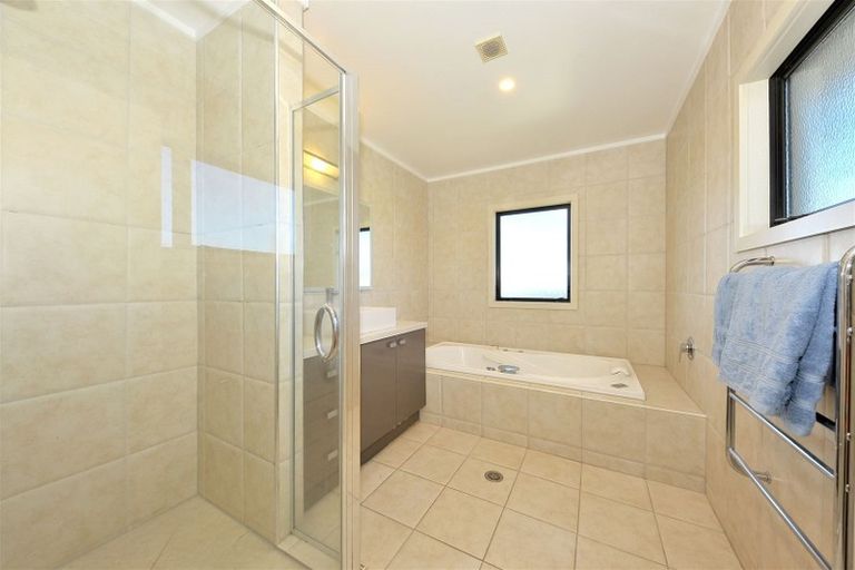 Photo of property in 1 Stonewall Place, Huntsbury, Christchurch, 8022