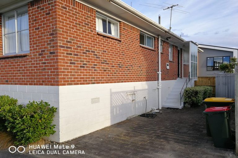 Photo of property in 3 Sorrel Crescent, Bucklands Beach, Auckland, 2012