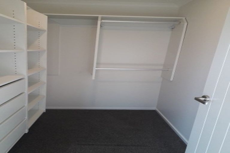 Photo of property in 2 Liquidambar Drive, Hobsonville, Auckland, 0616