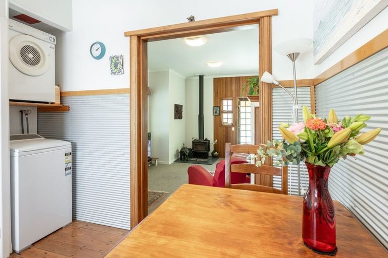 Photo of property in 124a Shakespeare Road, Bluff Hill, Napier, 4110