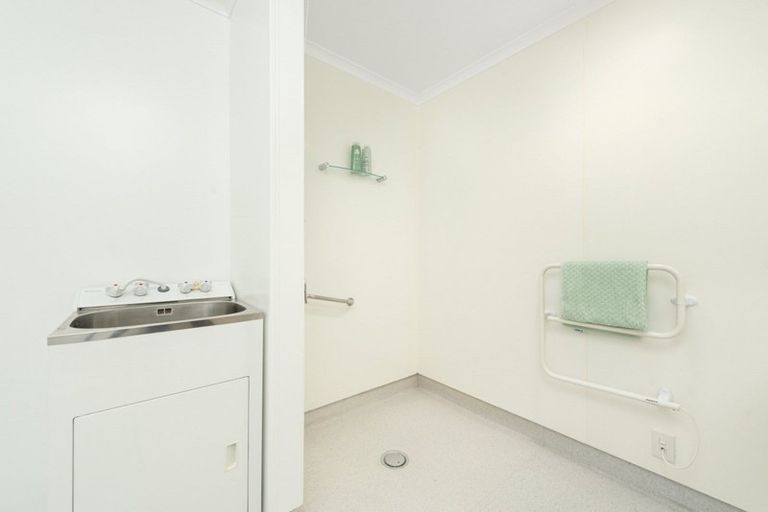 Photo of property in 8d Heath Street, Mount Maunganui, 3116