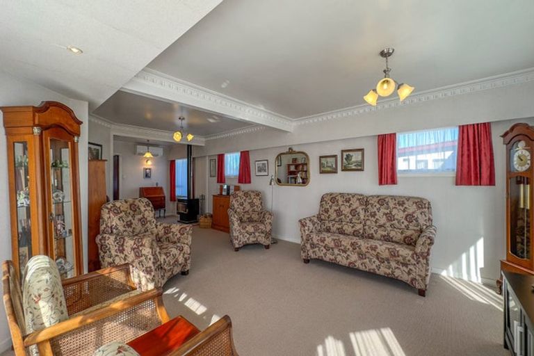 Photo of property in 49 Neal Street, Putaruru, 3411