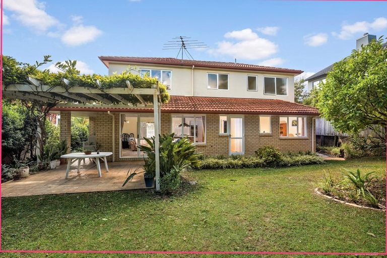 Photo of property in 60 Aberley Road, Schnapper Rock, Auckland, 0632