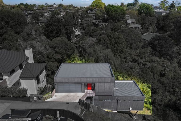 Photo of property in 61 Evelyn Road, Cockle Bay, Auckland, 2014