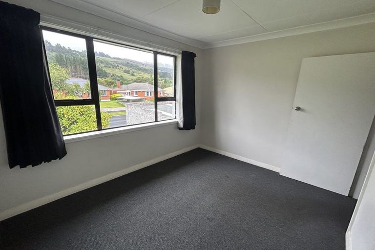 Photo of property in 124 Centennial Avenue, Helensburgh, Dunedin, 9010