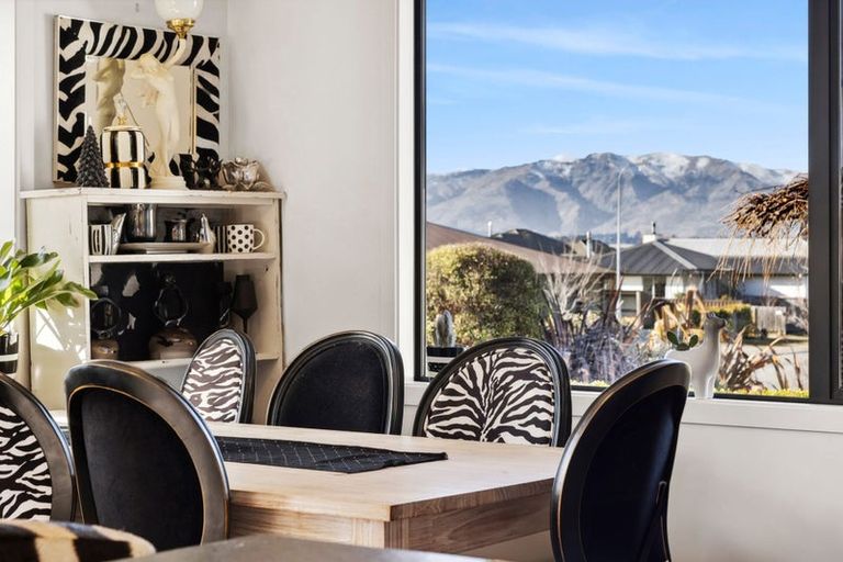 Photo of property in 2 Turnbull Crescent, Wanaka, 9305