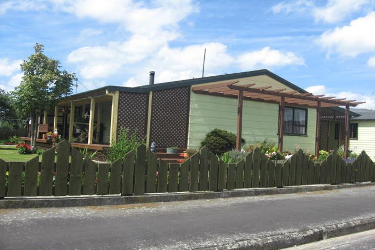 Photo of property in 3 Maire Street, Pahiatua, 4910
