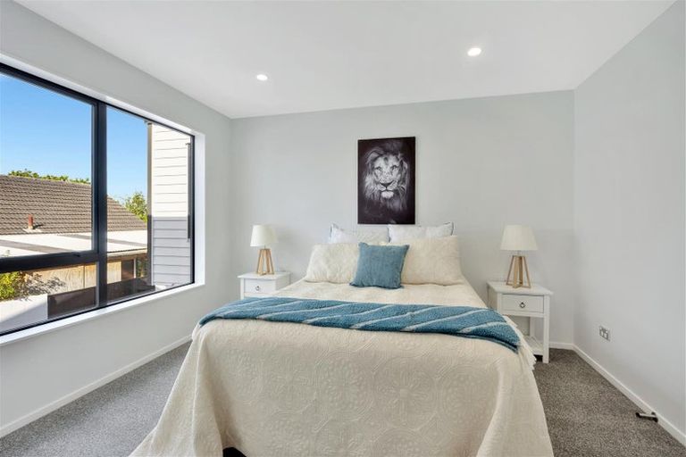 Photo of property in 45b Portadown Avenue, Pakuranga Heights, Auckland, 2010