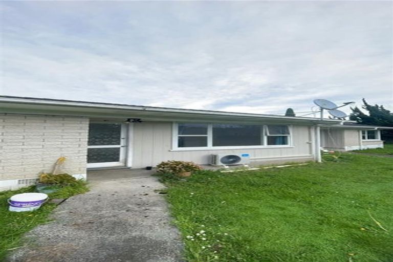 Photo of property in 2/3 Kita Road, Manurewa, Auckland, 2102