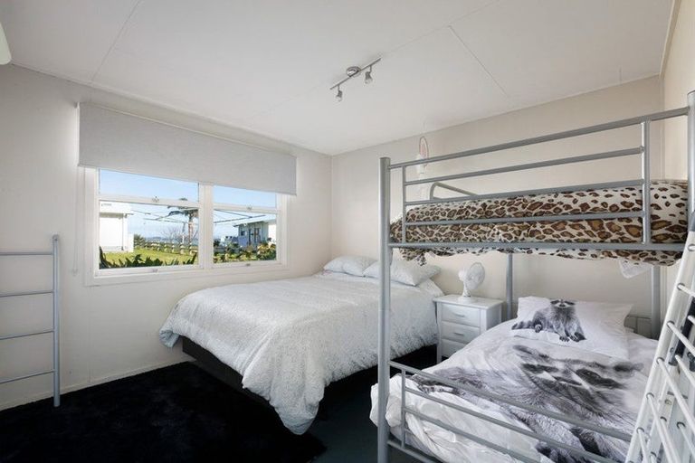 Photo of property in 28 Sandleigh Drive, Athenree, Katikati, 3177