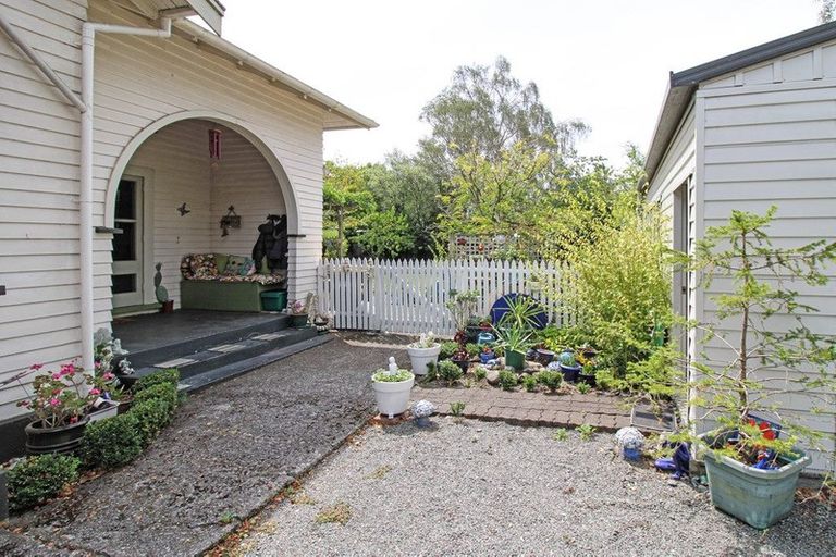 Photo of property in 87 Park Road, Carterton, 5713
