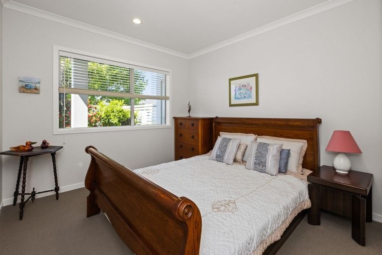 Photo of property in 11 Aoraki Road, Poraiti, Napier, 4112