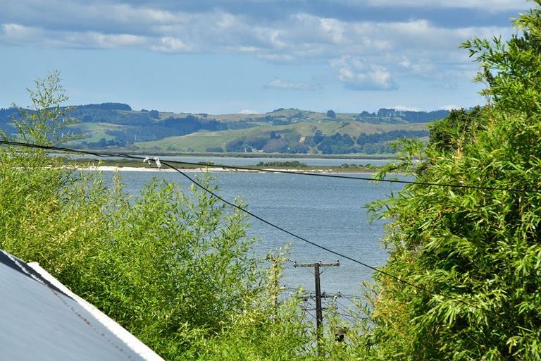 Photo of property in 16 Shelly Beach Road, Shelly Beach, Helensville, 0874