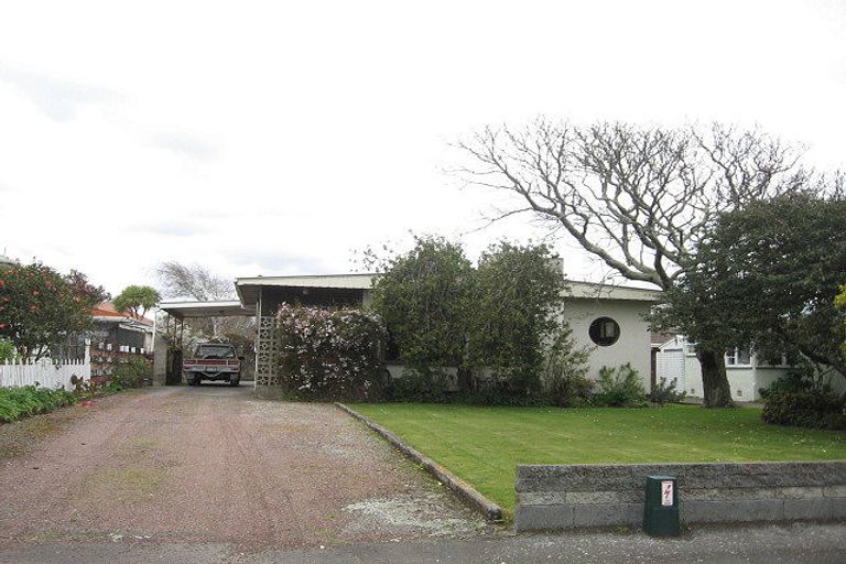 Photo of property in 44 Keeling Street, West End, Palmerston North, 4412