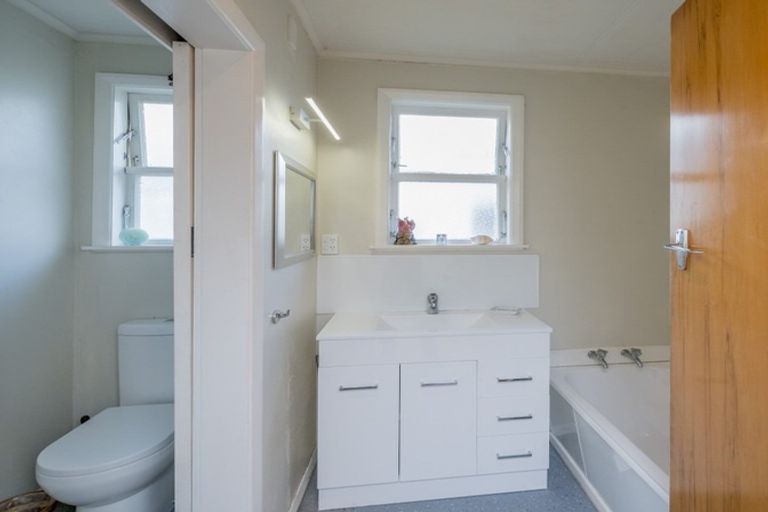 Photo of property in 4 Kings Drive, Levin, 5510