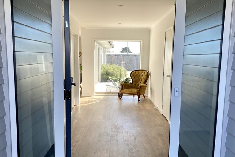 Photo of property in 128 Coast Boulevard, Papamoa Beach, Papamoa, 3118