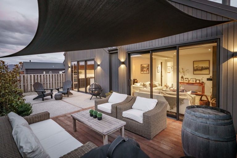 Photo of property in 64 Obelisk Street, Wanaka, 9305