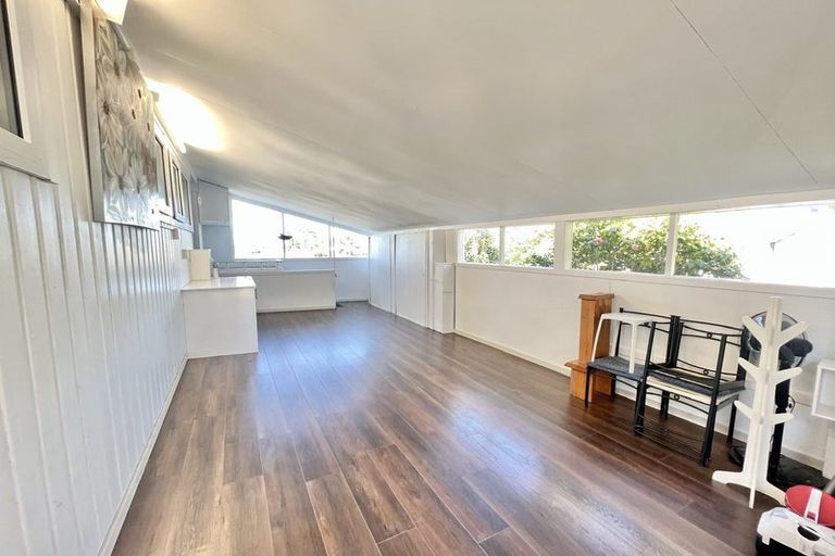 Photo of property in 2/112 Sunrise Avenue, Mairangi Bay, Auckland, 0630