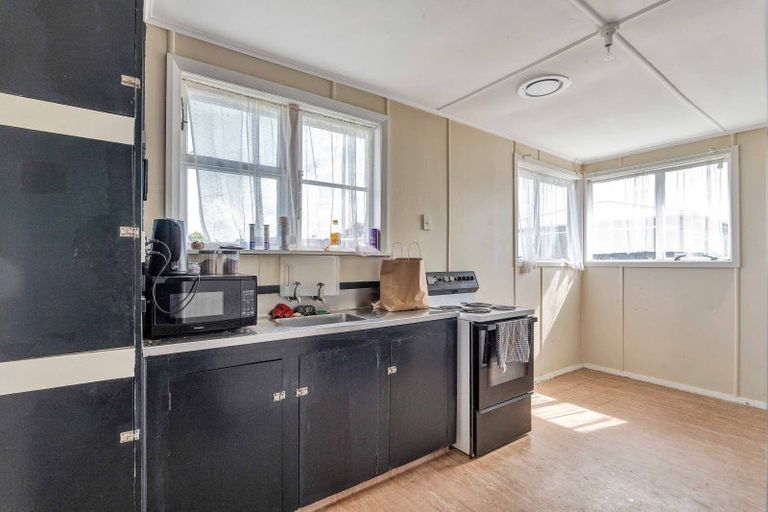 Photo of property in 67 Tauhuri Street, Manaia, 4612