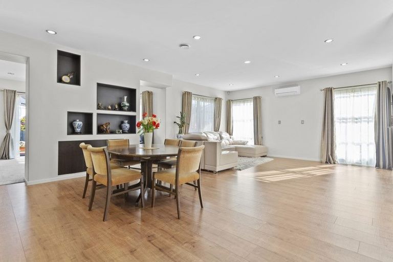 Photo of property in 21b Stamford Crescent, Flat Bush, Auckland, 2019