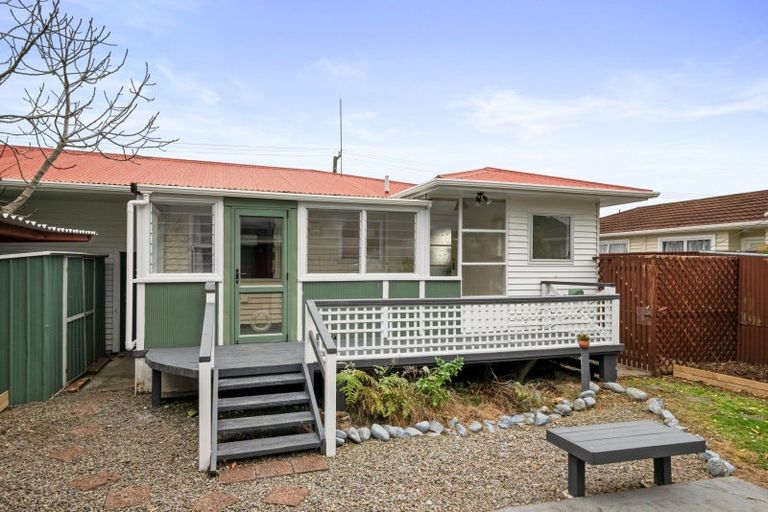 Photo of property in 16 Parker Avenue, Levin, 5510