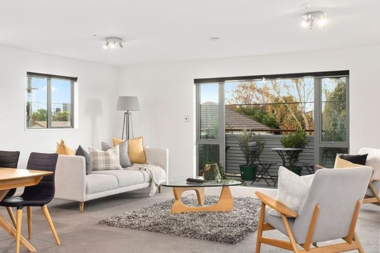 Photo of property in 15/20 Hutcheson Street, Sydenham, Christchurch, 8023