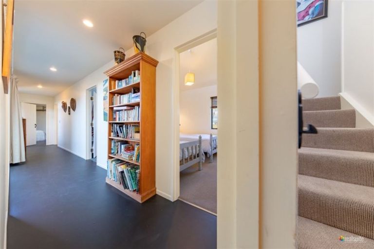 Photo of property in 80 Reay Mackay Grove, Waikawa Beach, Levin, 5573