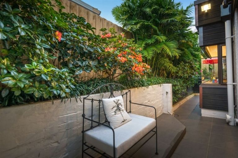 Photo of property in 1/7 Northumberland Avenue, Hauraki, Auckland, 0622