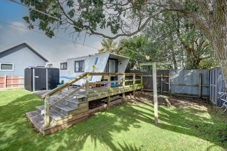 Photo of property in 35 Kings Avenue, Gonville, Whanganui, 4501