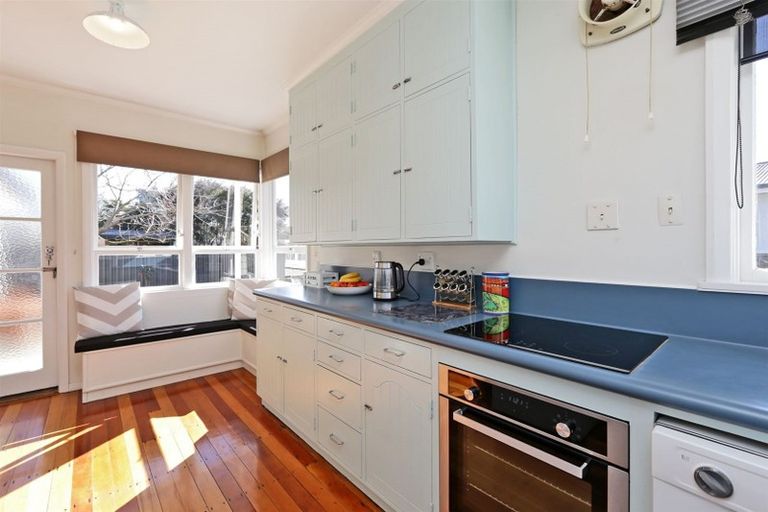 Photo of property in 908 Sylvan Road, Mayfair, Hastings, 4122