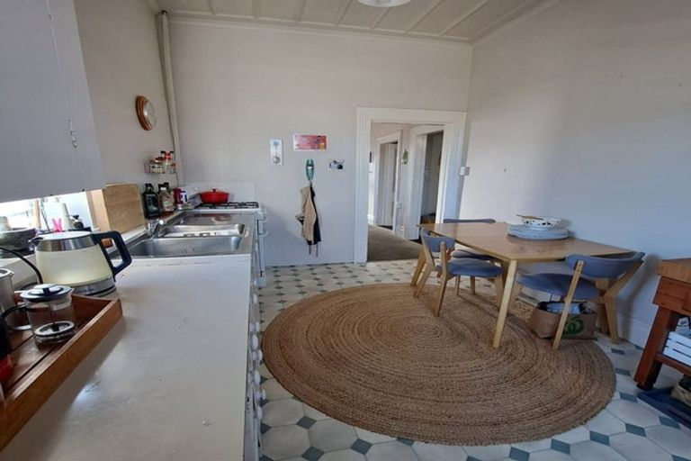 Photo of property in 19 Armour Avenue, Mount Victoria, Wellington, 6011