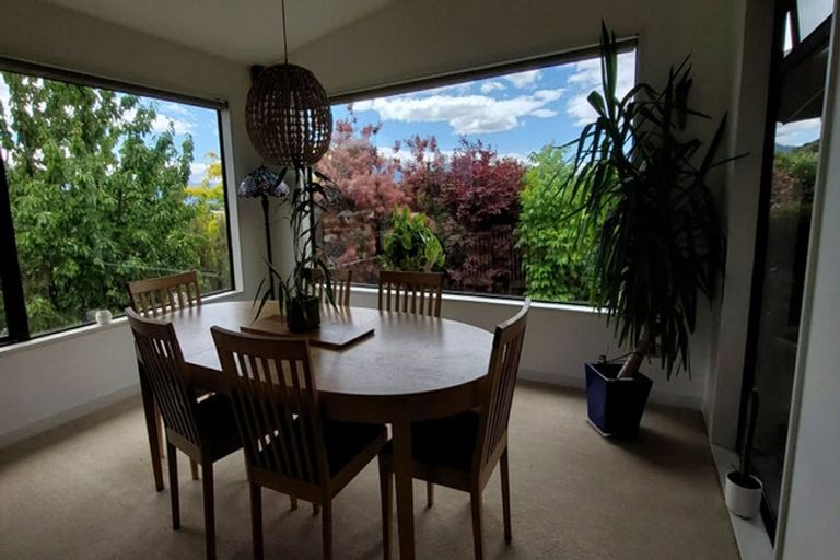 Photo of property in 9 Fastness Crescent, Wanaka, 9305