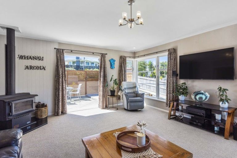 Photo of property in 23 Chester Street, Levin, 5510