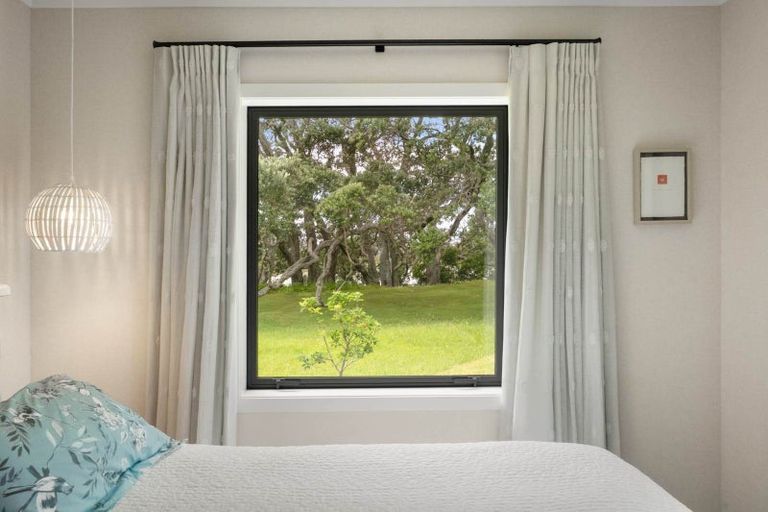 Photo of property in 37 Pohutukawa Drive, Athenree, Katikati, 3177