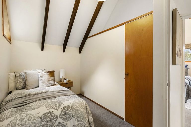 Photo of property in 121 Mairangi Road, Wilton, Wellington, 6012