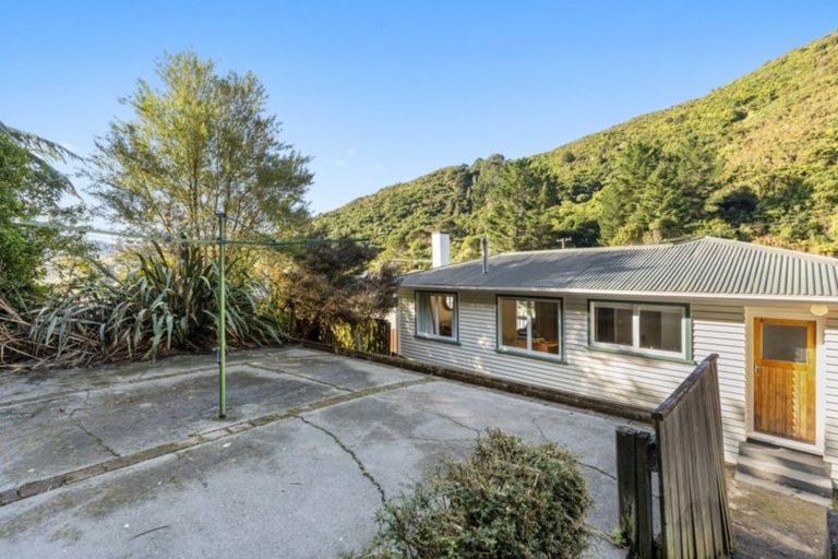 Photo of property in 66 Sunny Grove, Wainuiomata, Lower Hutt, 5014