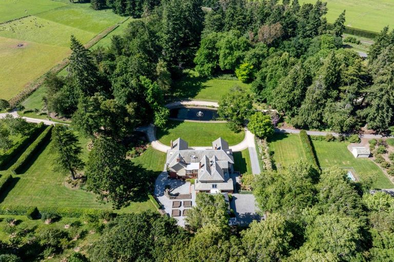 Photo of property in Racecourse Hill Homestead, 3979 West Coast Road, Darfield, 7571