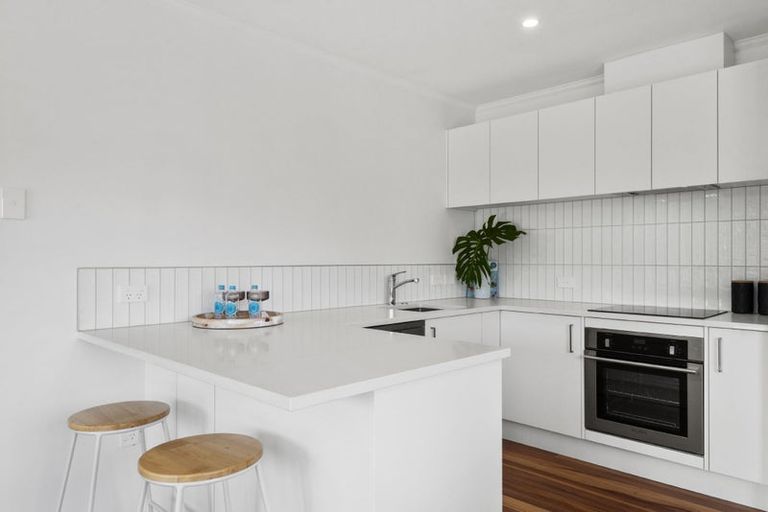 Photo of property in 42 Matipo Road, Mairangi Bay, Auckland, 0630