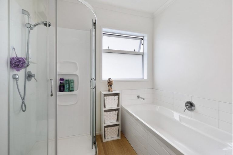 Photo of property in 41 Elizabeth Street, Orewa, 0931