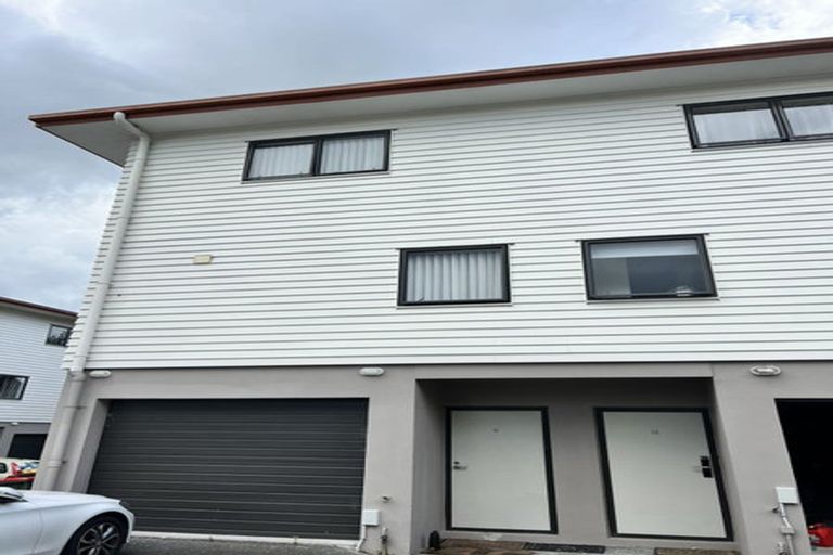 Photo of property in 12/46 Carlos Drive, Flat Bush, Auckland, 2016