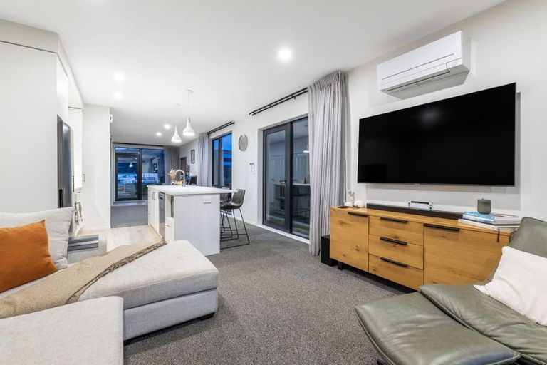 Photo of property in 11 Tokitoki Way, Kenepuru, Porirua, 5022