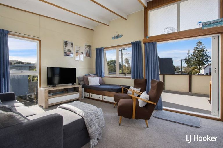 Photo of property in 48 Hillview Road, Waihi Beach, 3611