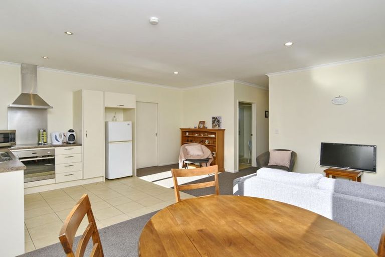 Photo of property in 3/164 North Parade, Richmond, Christchurch, 8013