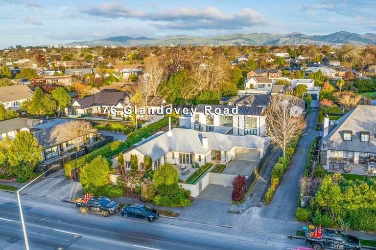 Photo of property in 76 Glandovey Road, Fendalton, Christchurch, 8052