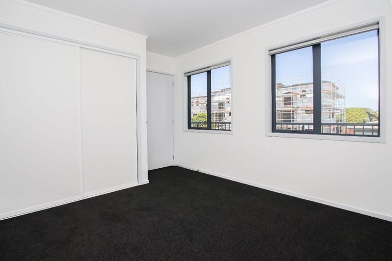 Photo of property in 4/200 Old Farm Road, Hamilton East, Hamilton, 3216