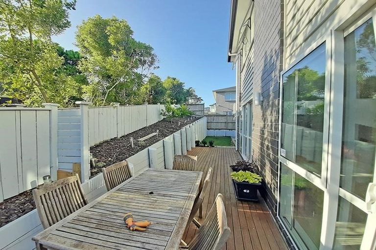 Photo of property in 50 Cirrus Way, Ranui, Auckland, 0612