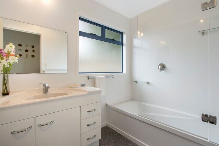 Photo of property in 13 Marine Avenue, Waihi Beach, 3611